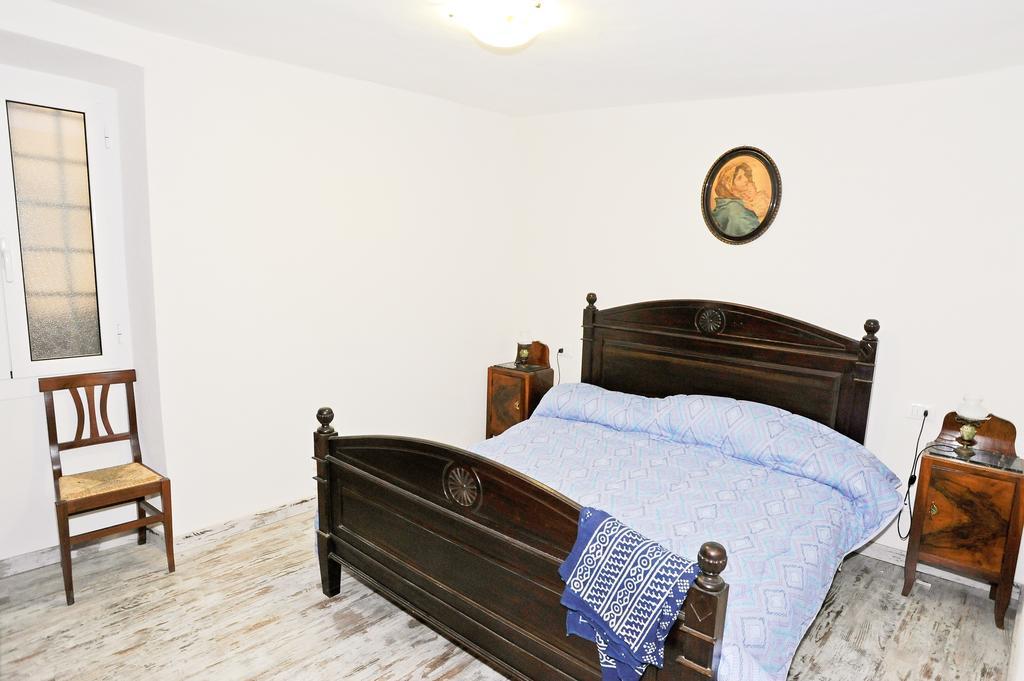 Medieval House Ventimiglia Buitenkant foto