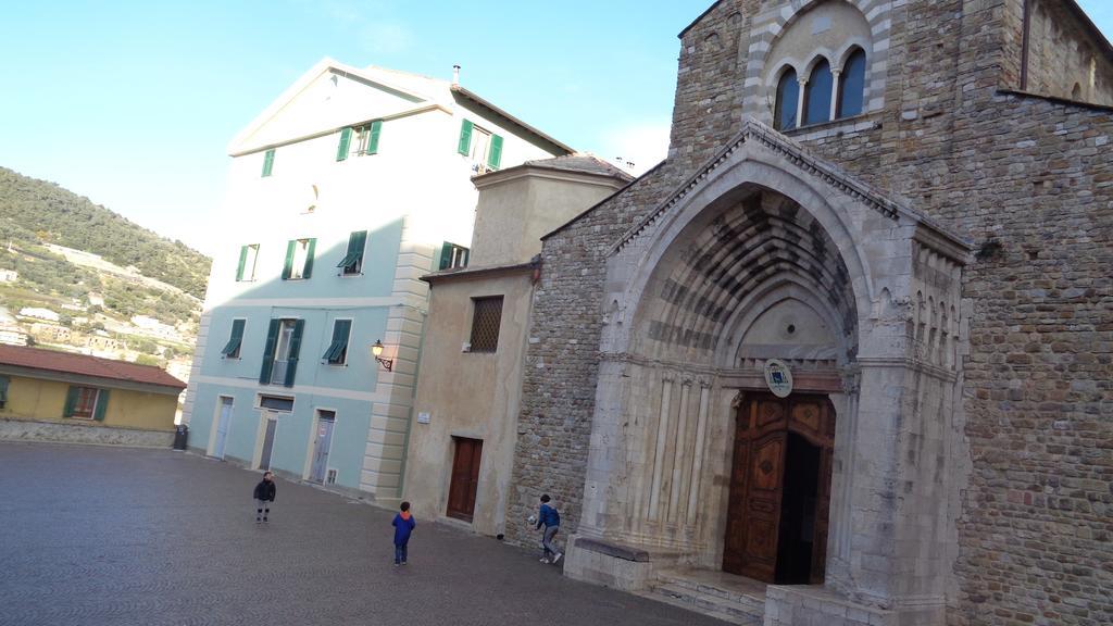 Medieval House Ventimiglia Buitenkant foto